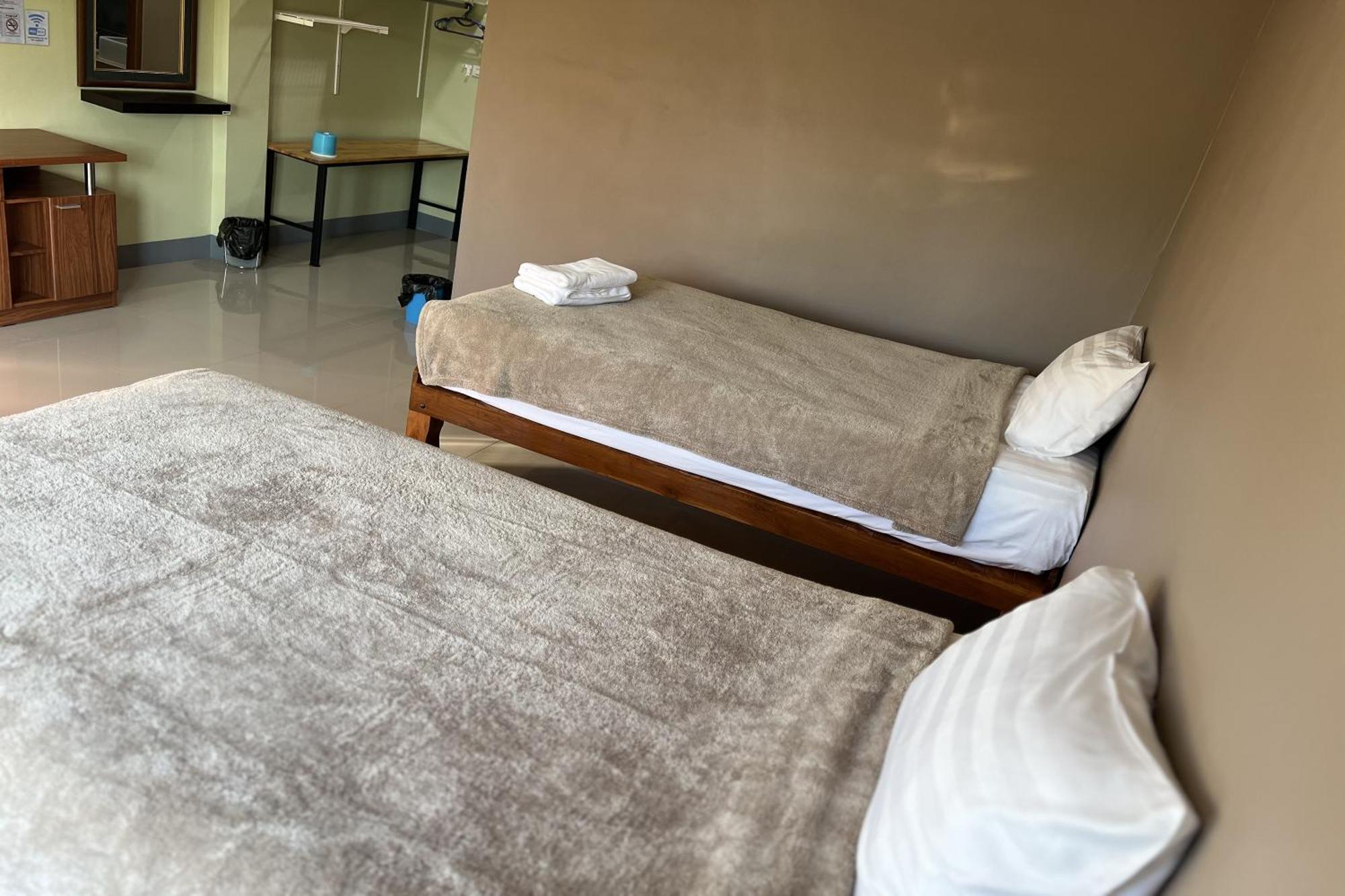 V Tharm Hotel Udonthani Kültér fotó