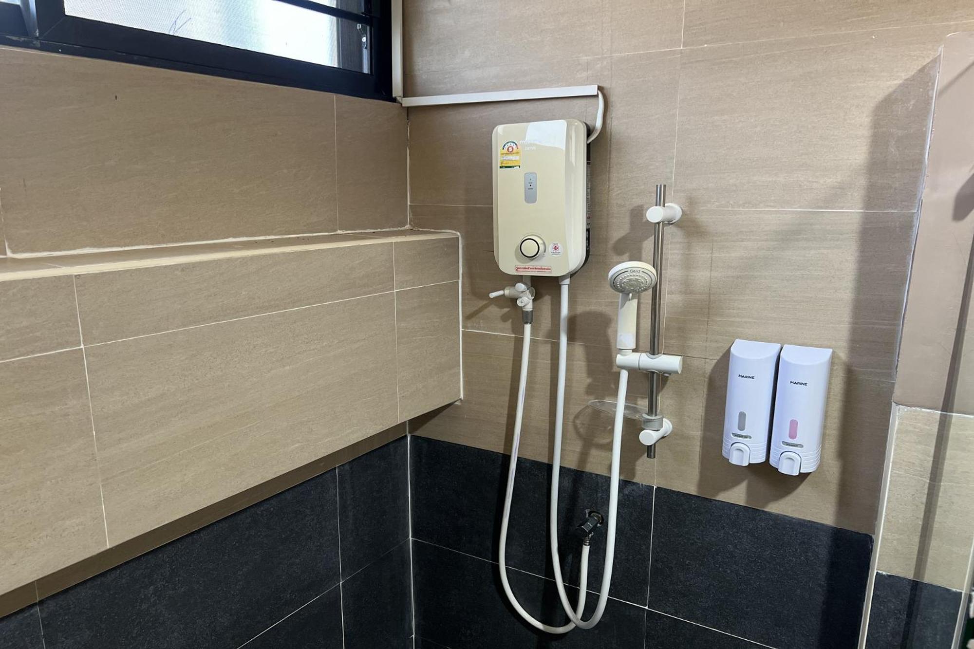 V Tharm Hotel Udonthani Kültér fotó