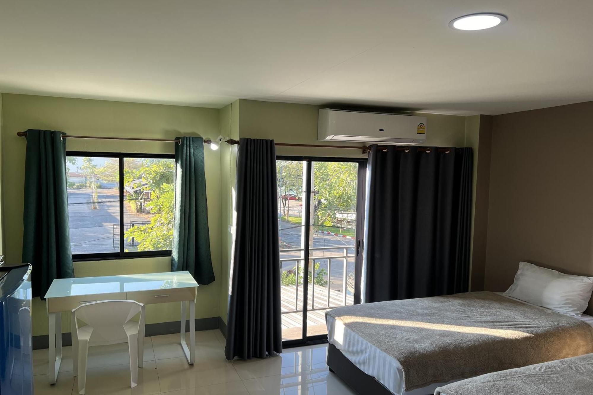 V Tharm Hotel Udonthani Kültér fotó