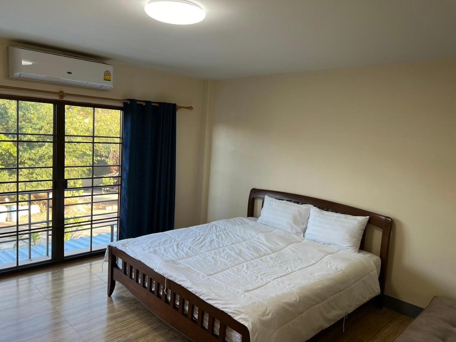 V Tharm Hotel Udonthani Kültér fotó